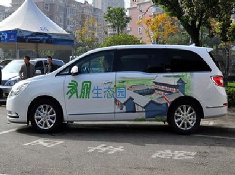 开远户外车贴喷绘如何保持效果?